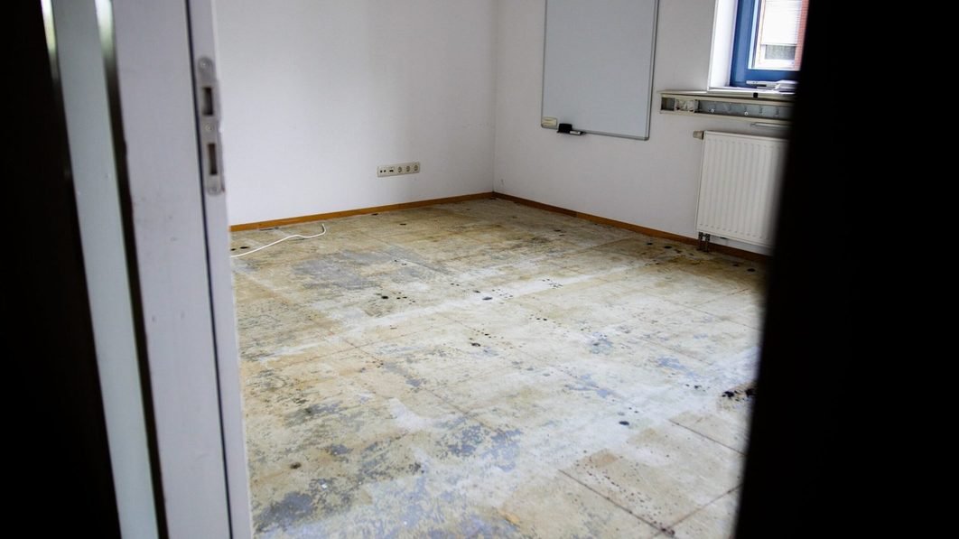 Badkamer en keuken slopen