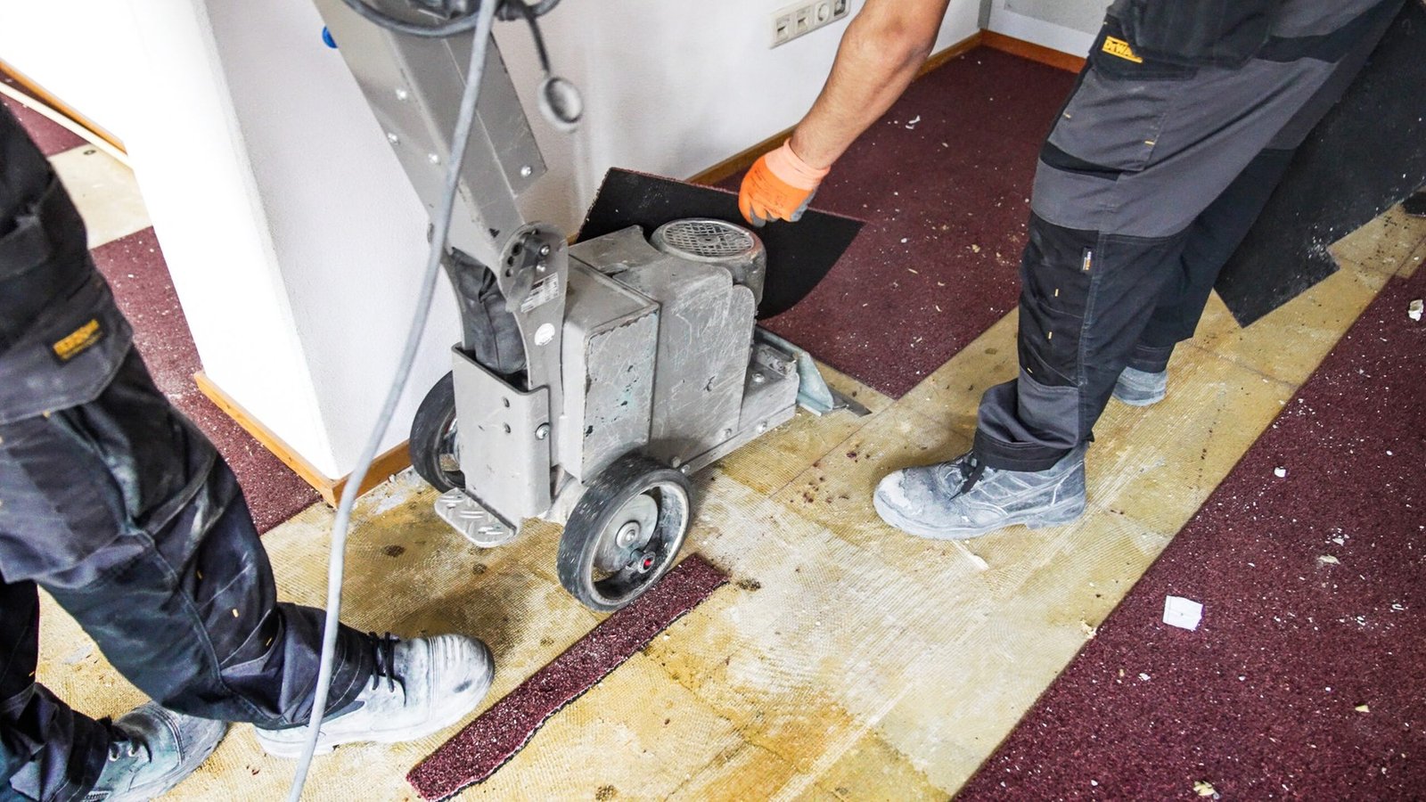 Leveling the floor: why a flat subfloor is crucial
