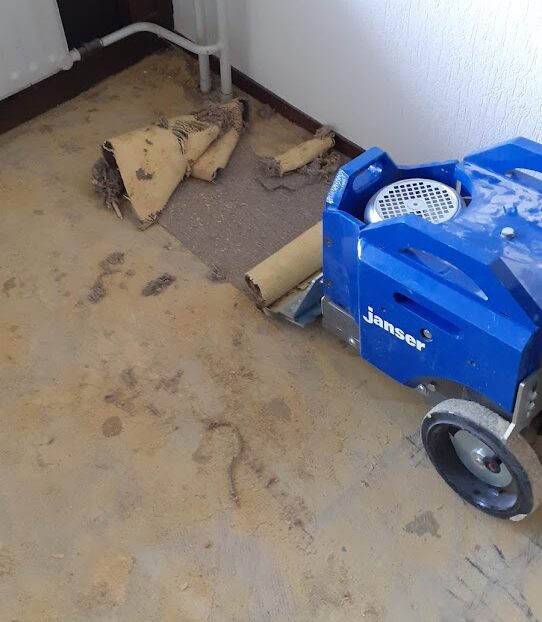 Vloer laten verwijderen in Hoogeveen